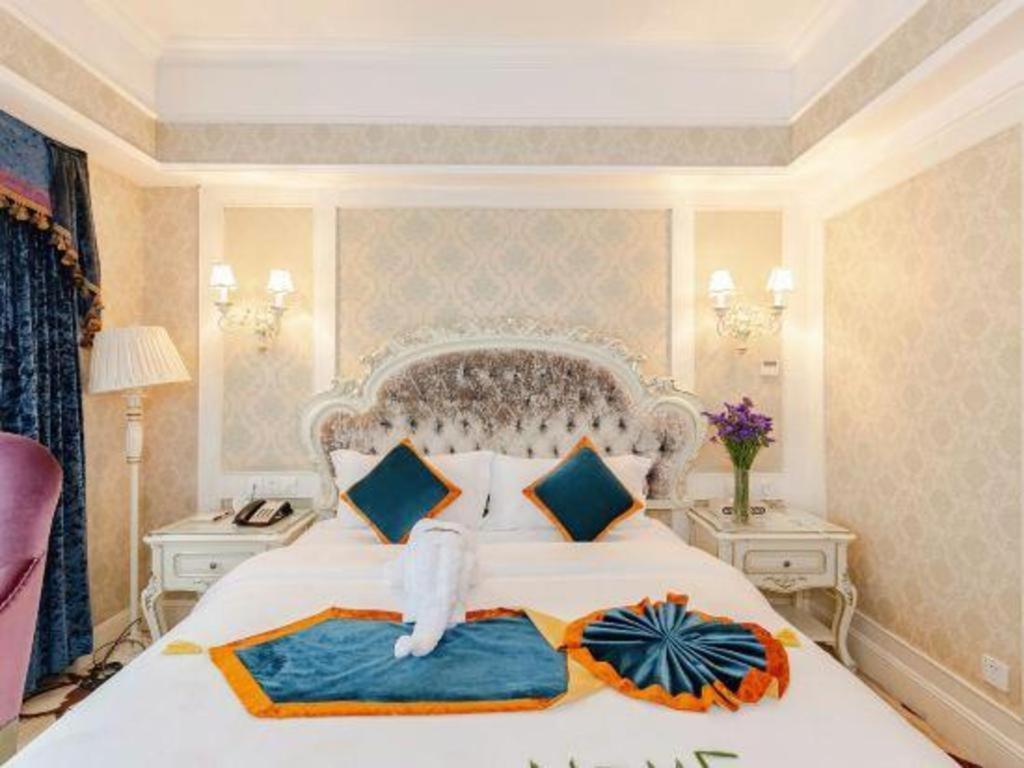 Chengdu French Theme Gold Palace Extérieur photo