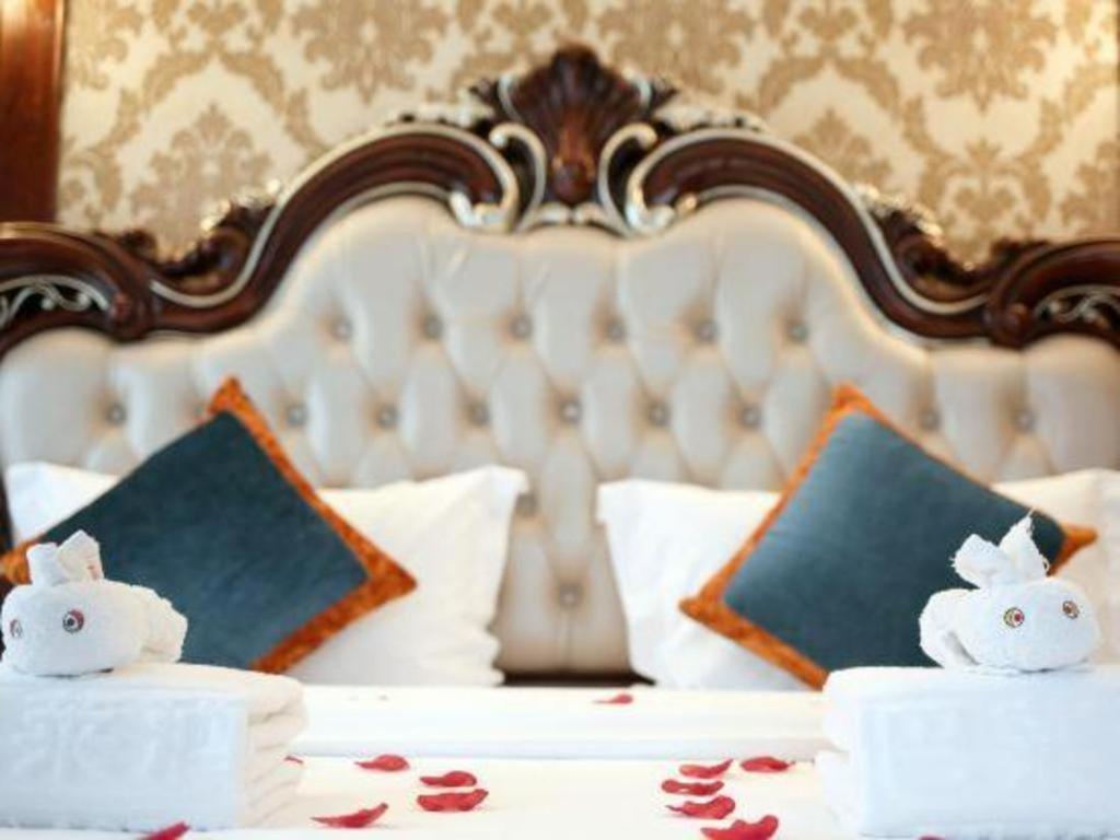 Chengdu French Theme Gold Palace Extérieur photo