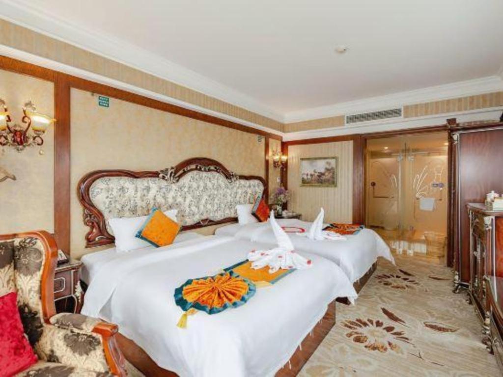 Chengdu French Theme Gold Palace Extérieur photo