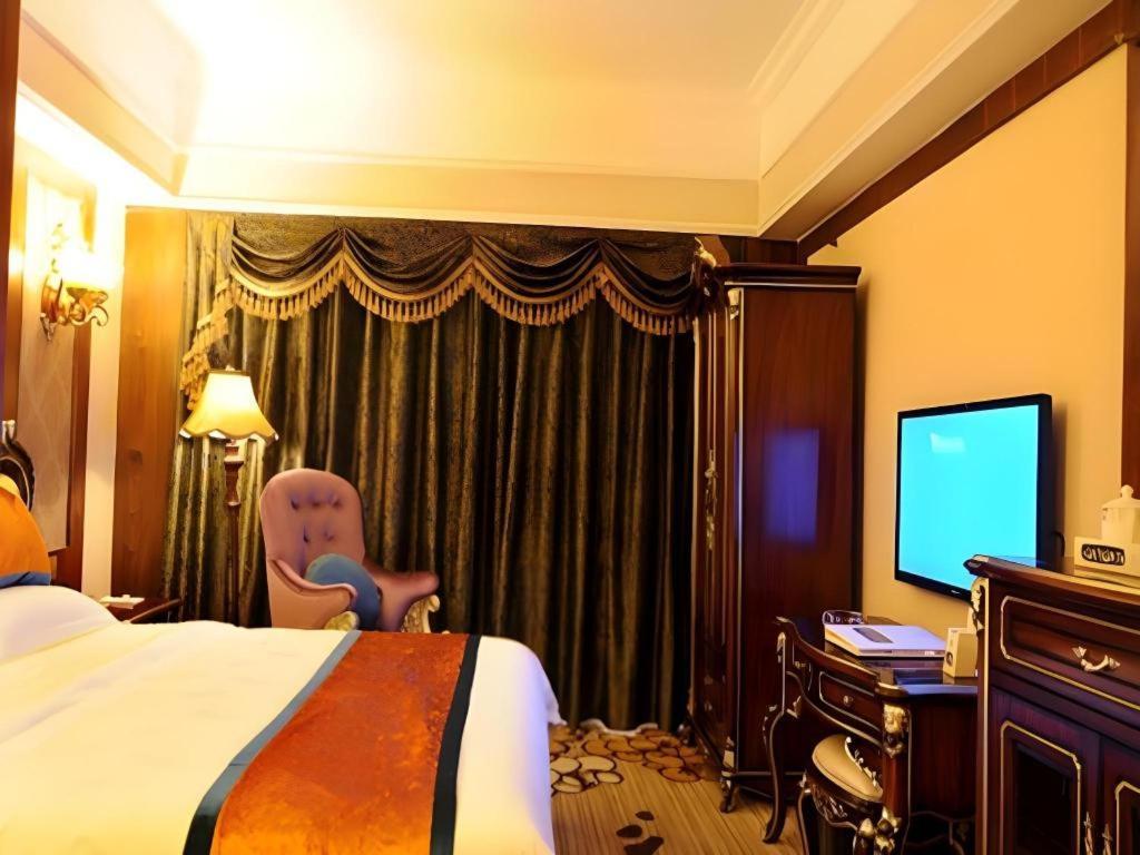 Chengdu French Theme Gold Palace Extérieur photo
