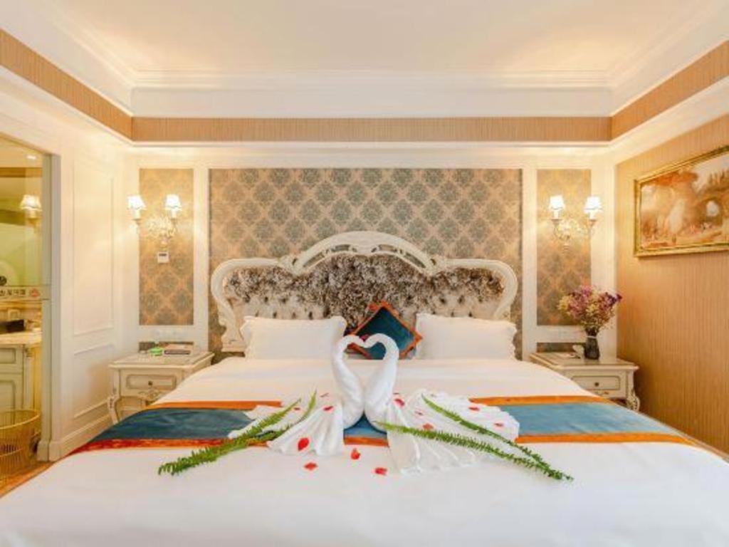 Chengdu French Theme Gold Palace Extérieur photo